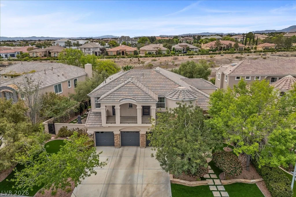 9521 Queen Charlotte, Las Vegas, NV 89145