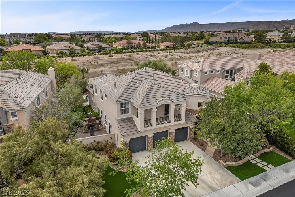 9521 Queen Charlotte, Las Vegas, NV 89145