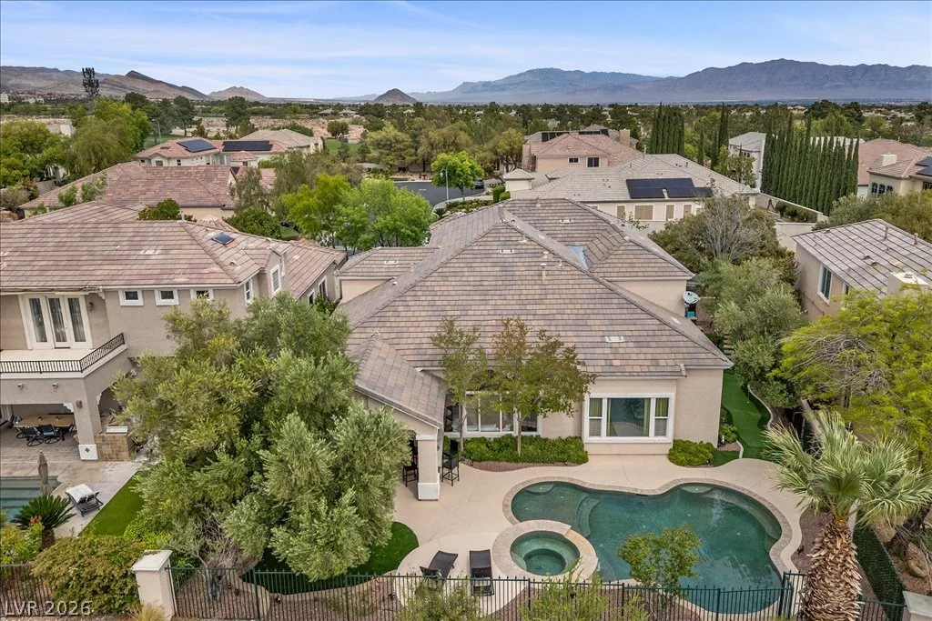 9521 Queen Charlotte, Las Vegas, NV 89145