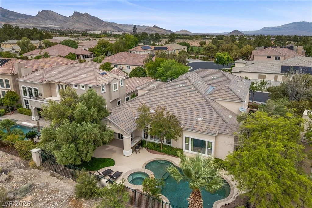 9521 Queen Charlotte, Las Vegas, NV 89145