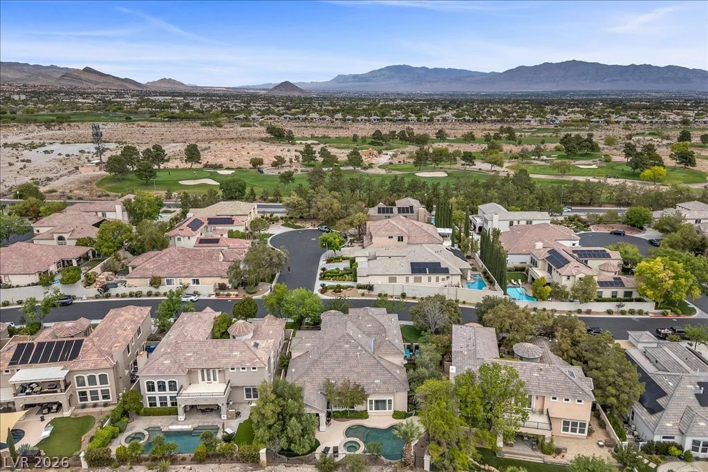 9521 Queen Charlotte, Las Vegas, NV 89145