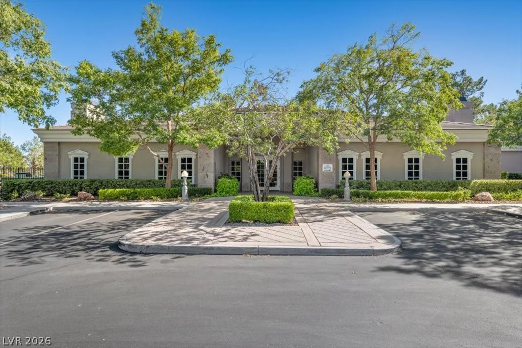 9521 Queen Charlotte, Las Vegas, NV 89145