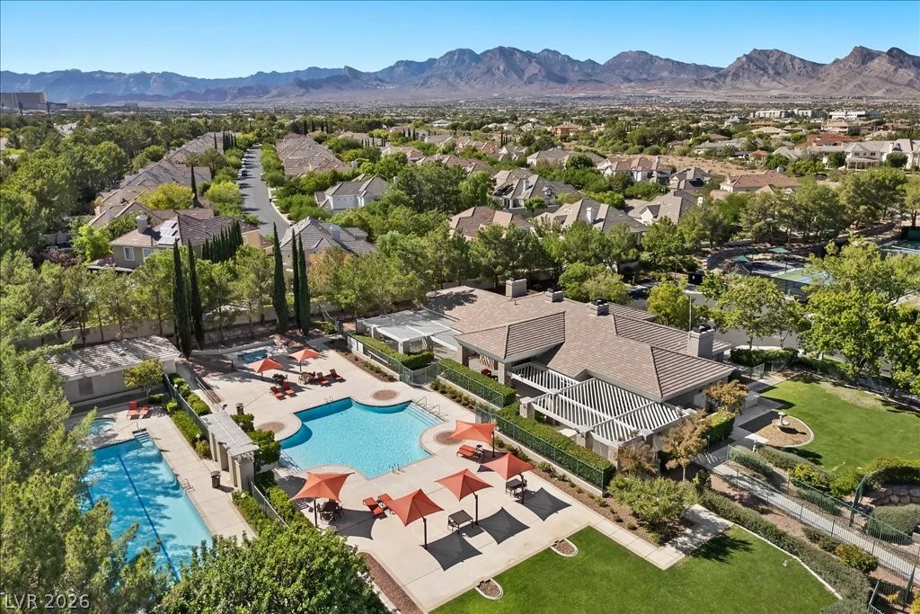 9521 Queen Charlotte, Las Vegas, NV 89145