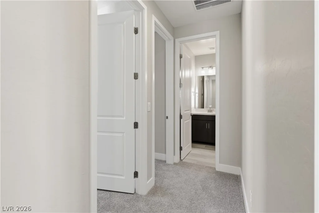 12131 Red Iris Ave, Las Vegas, NV 89138