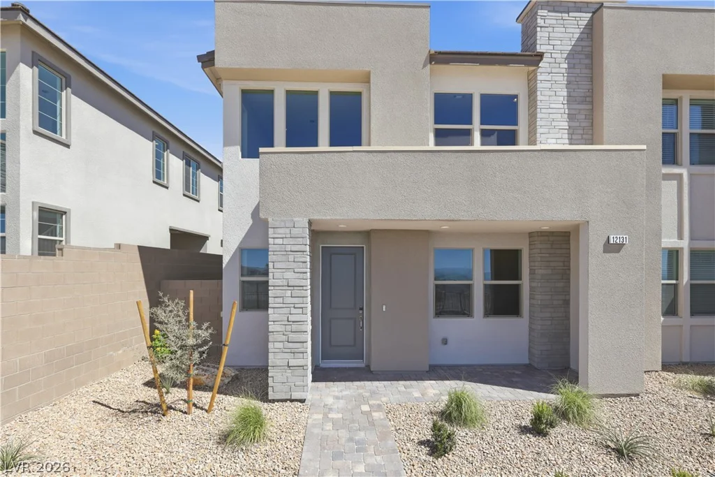 12131 Red Iris Ave, Las Vegas, NV 89138