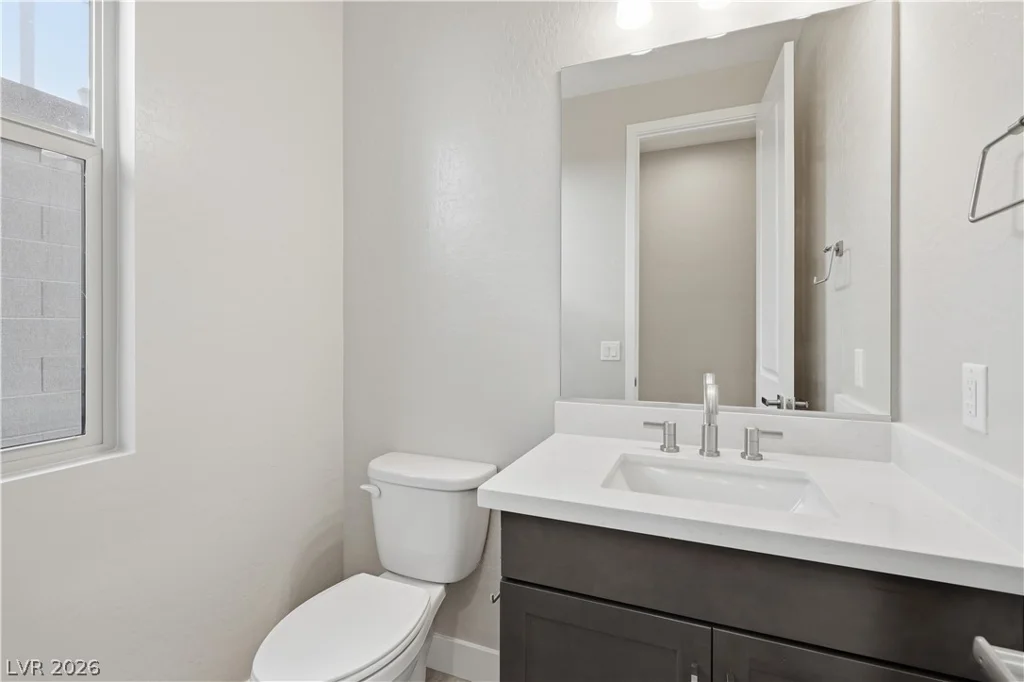 12131 Red Iris Ave, Las Vegas, NV 89138
