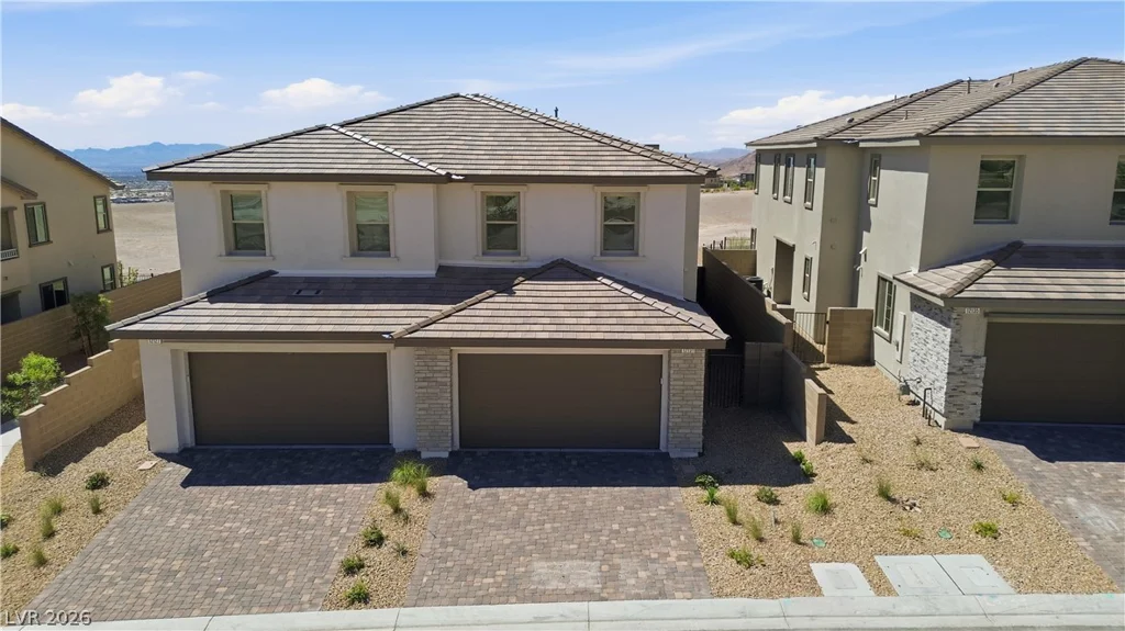 12131 Red Iris Ave, Las Vegas, NV 89138