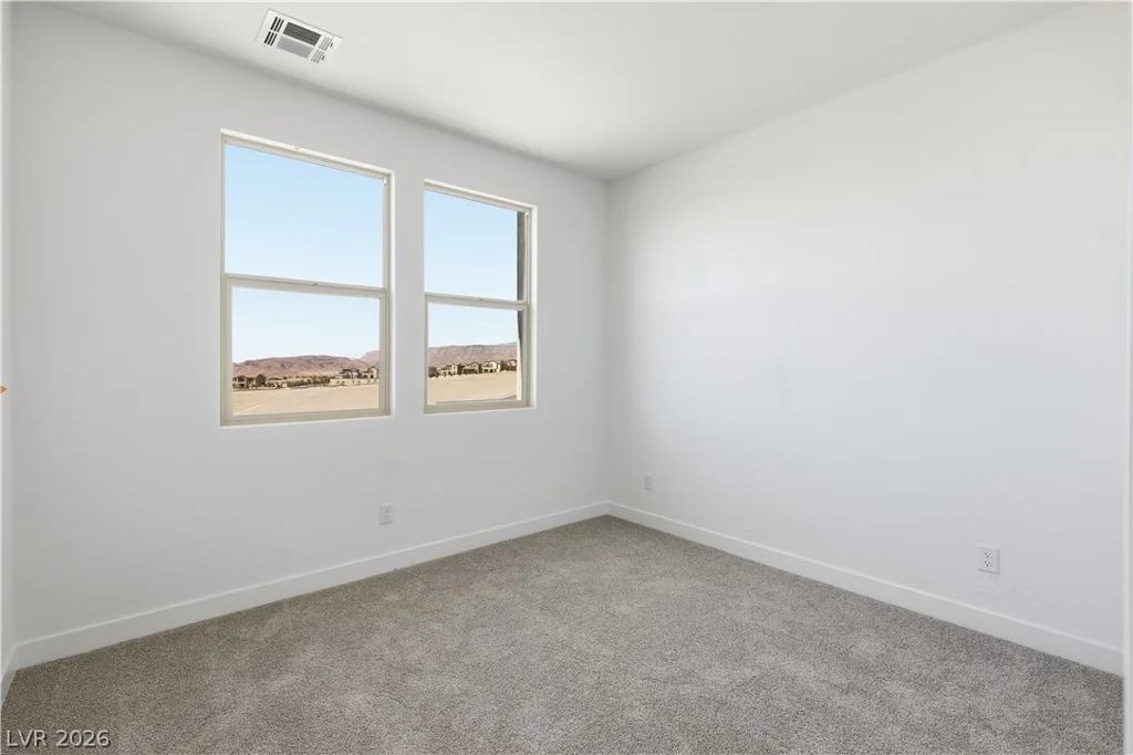 12143 Red Iris Ave, Las Vegas, NV 89138