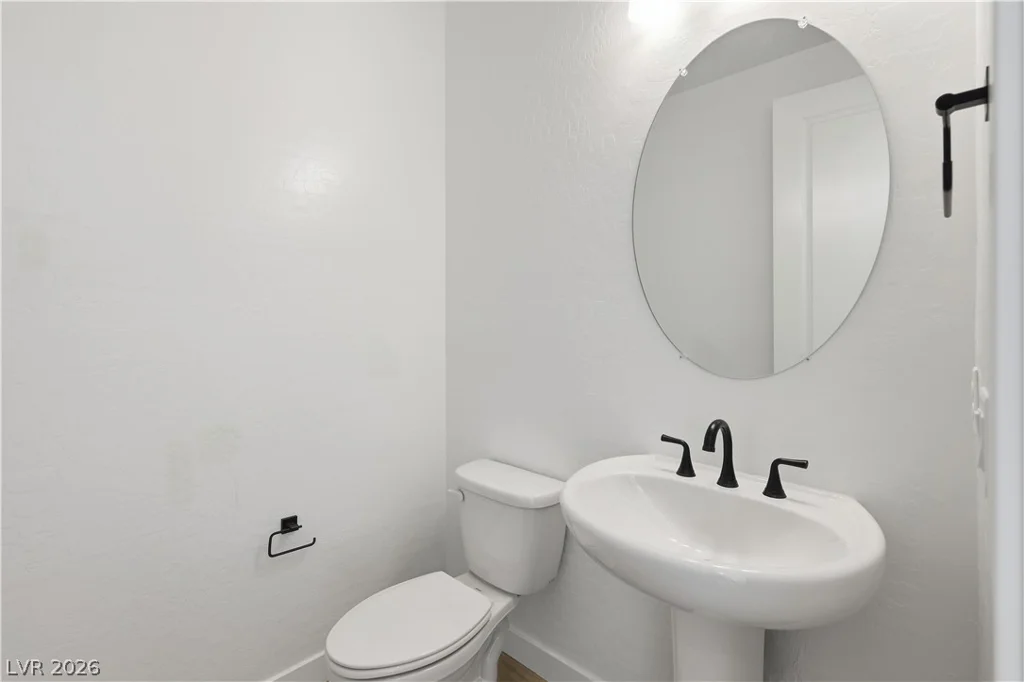 12143 Red Iris Ave, Las Vegas, NV 89138