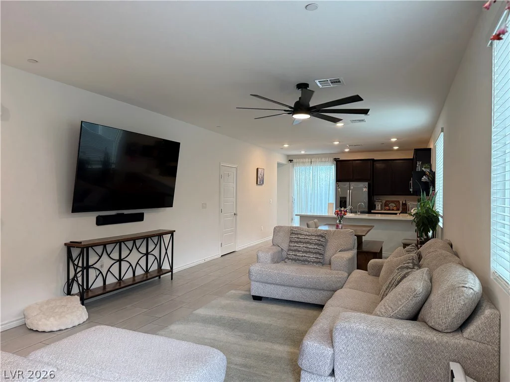 9447 Elmhurst Ridge, Las Vegas, NV 89143