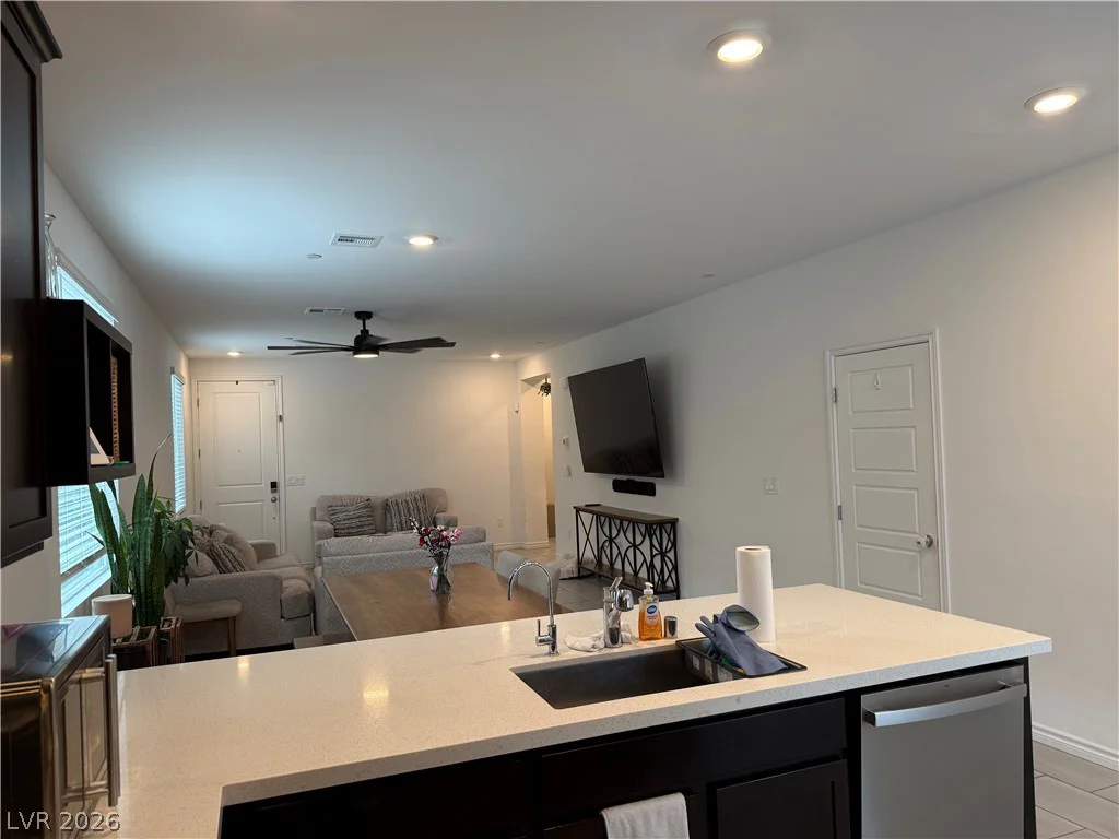 9447 Elmhurst Ridge, Las Vegas, NV 89143