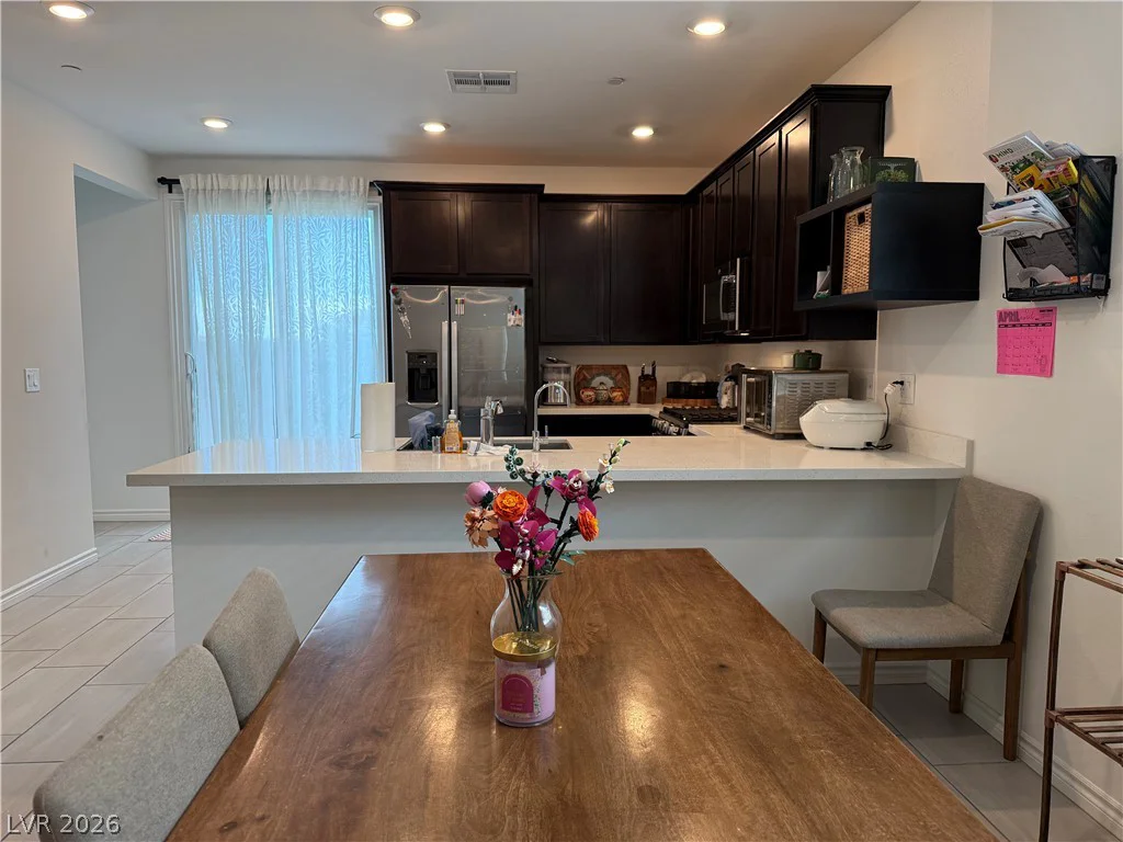 9447 Elmhurst Ridge, Las Vegas, NV 89143
