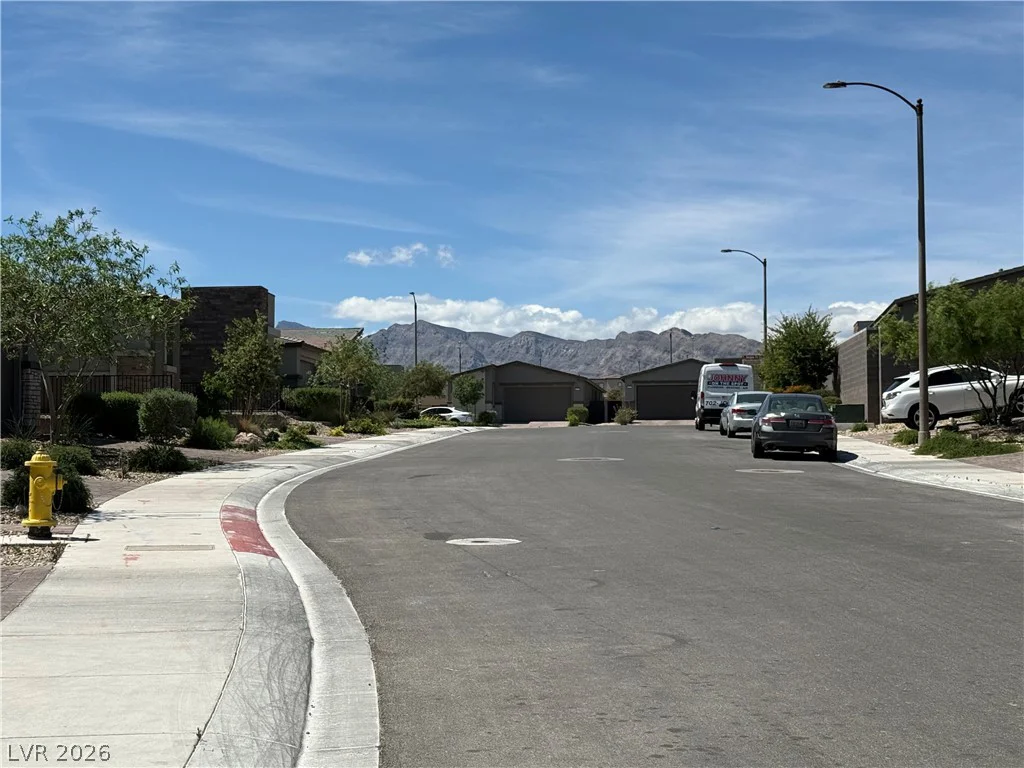 9447 Elmhurst Ridge, Las Vegas, NV 89143