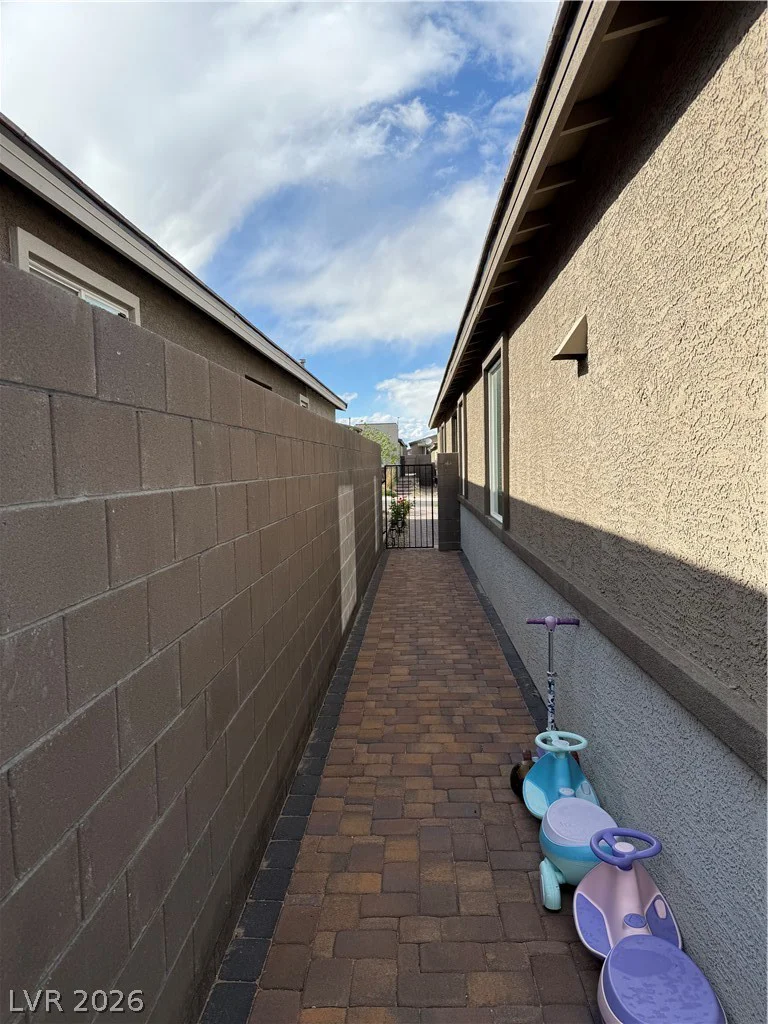 9447 Elmhurst Ridge, Las Vegas, NV 89143