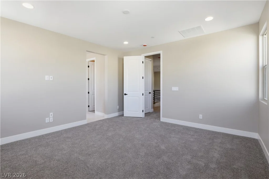 12147 Red Iris Ave, Las Vegas, NV 89138