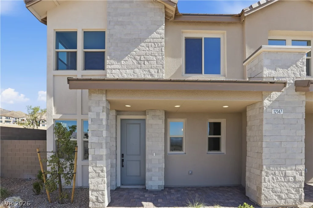 12147 Red Iris Ave, Las Vegas, NV 89138