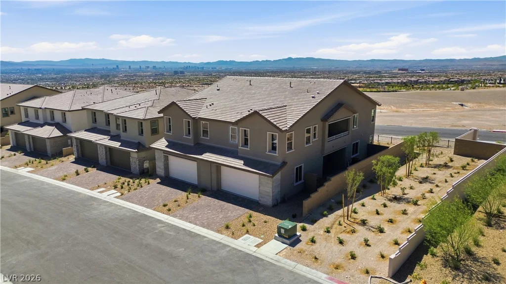 12147 Red Iris Ave, Las Vegas, NV 89138