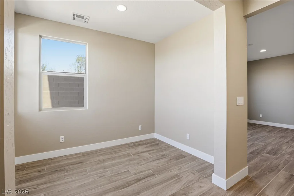 12147 Red Iris Ave, Las Vegas, NV 89138