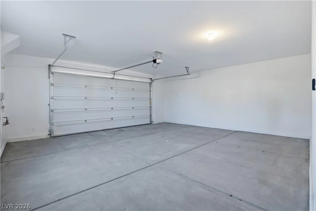 12147 Red Iris Ave, Las Vegas, NV 89138