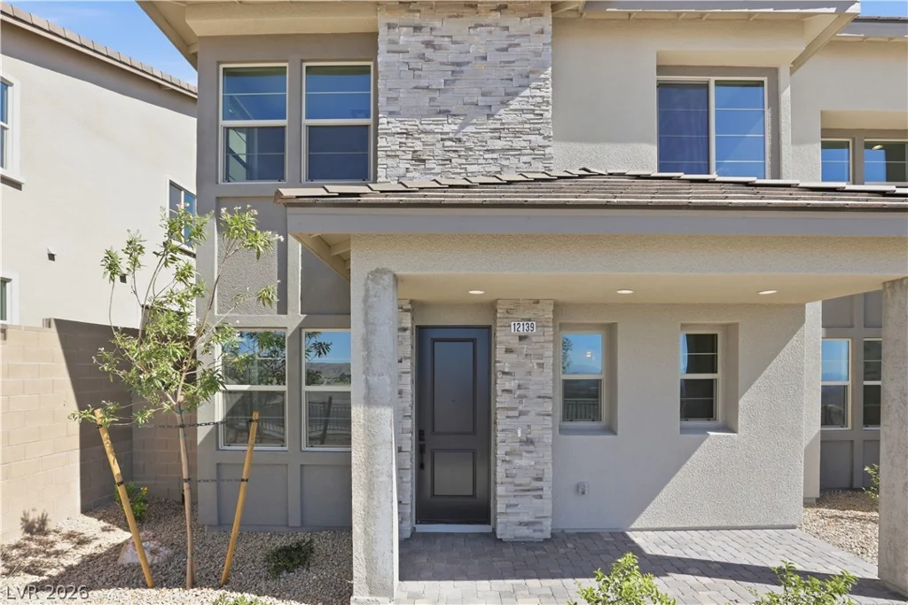 12139 Red Iris Ave, Las Vegas, NV 89138