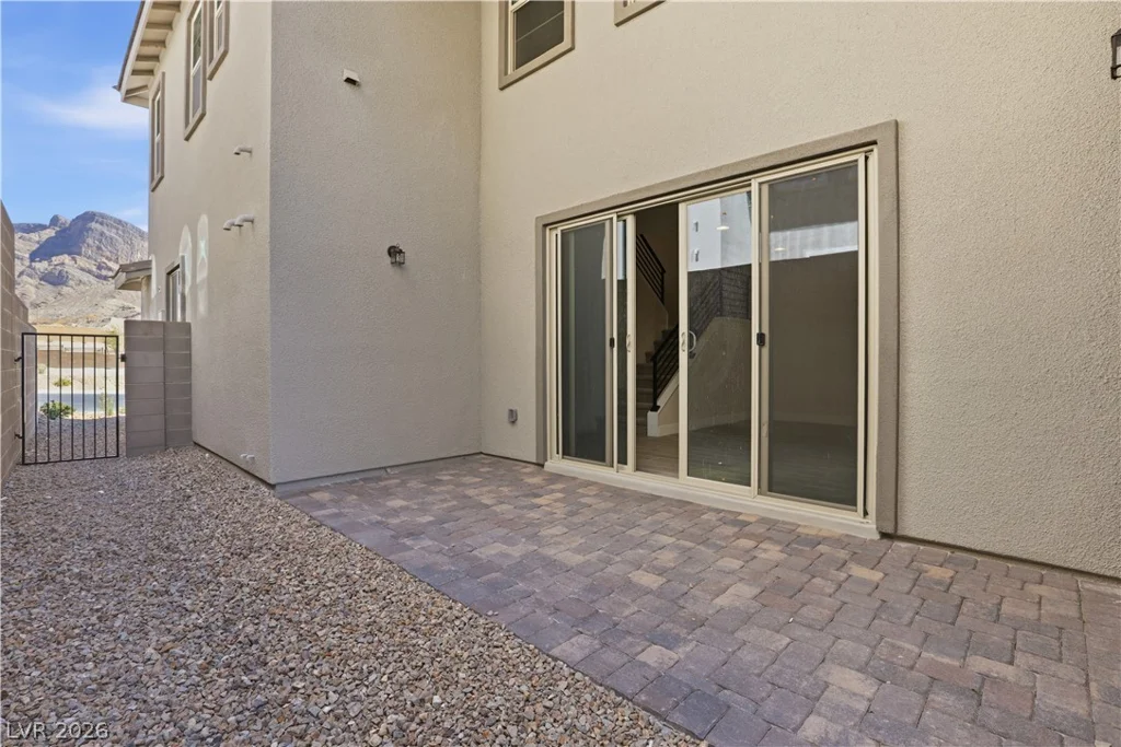 12139 Red Iris Ave, Las Vegas, NV 89138