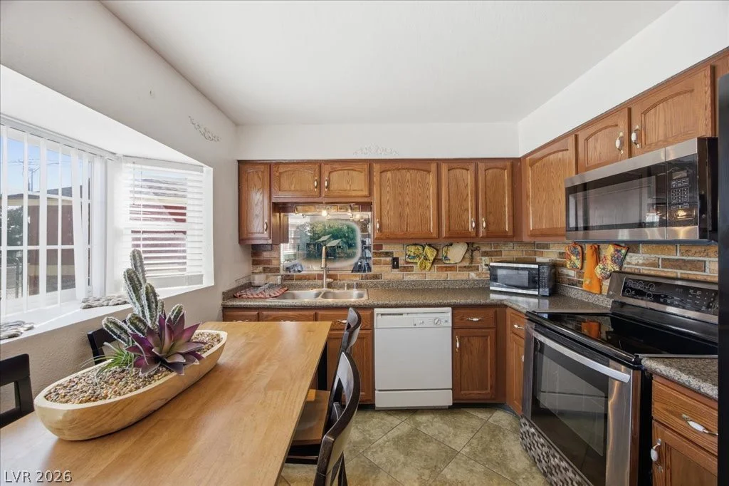 3920 Geist, Las Vegas, NV 89115