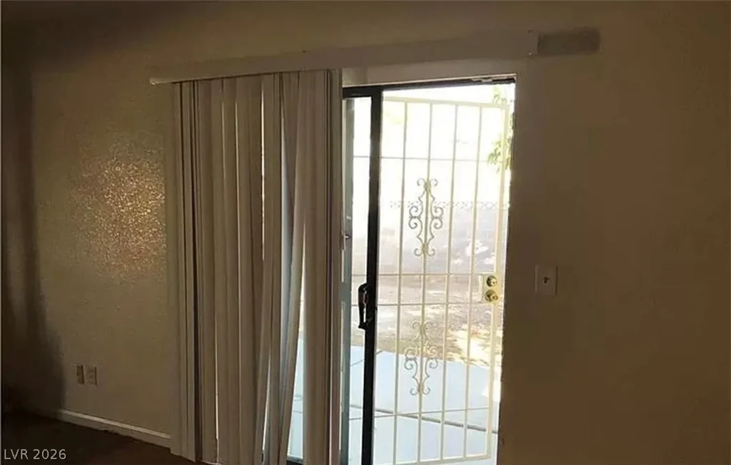 3258 GLENHURST, Las Vegas, NV 89121