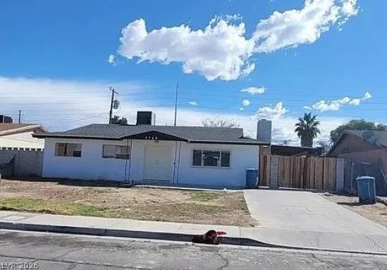 3749 Ponderosa, Las Vegas, NV 89115