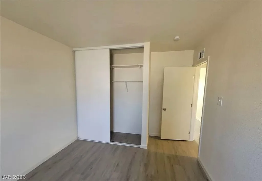 3749 Ponderosa, Las Vegas, NV 89115