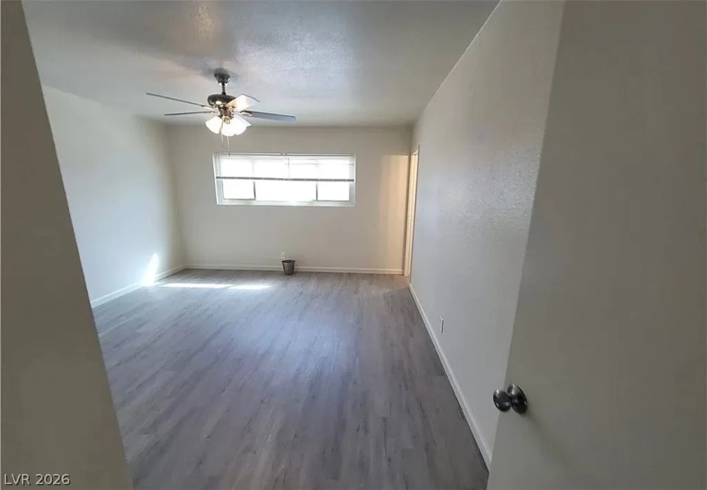 3749 Ponderosa, Las Vegas, NV 89115