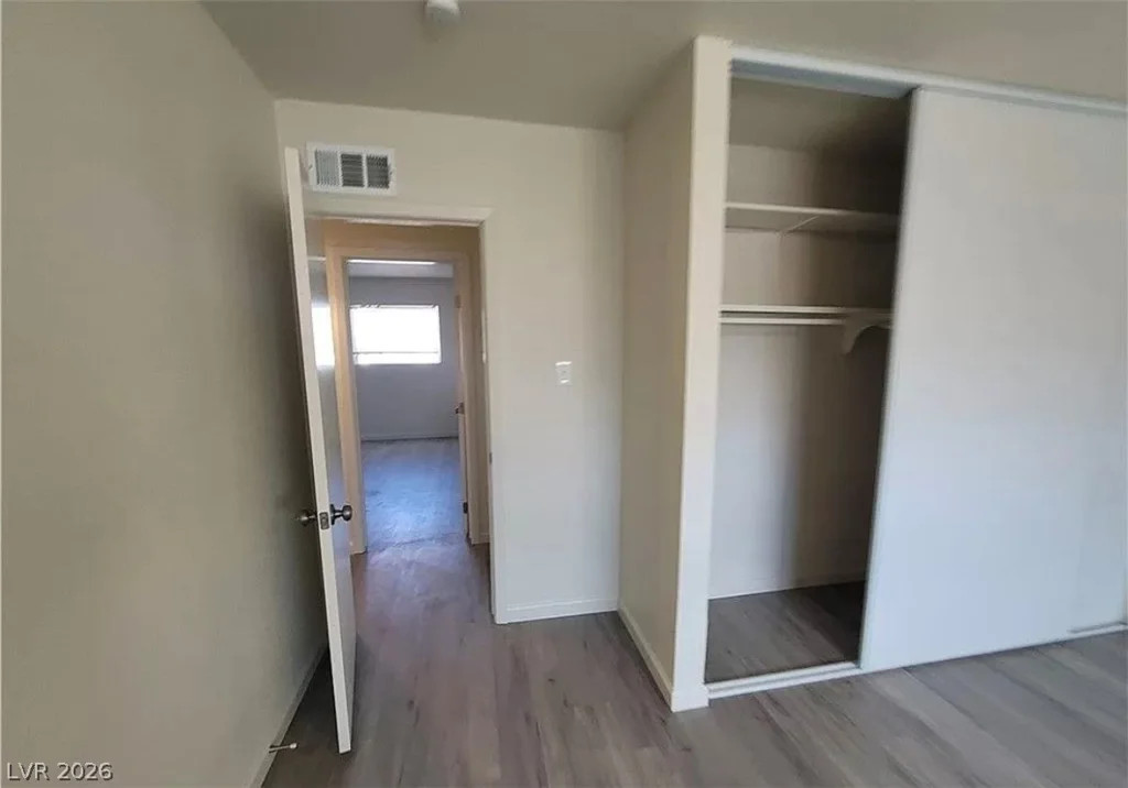 3749 Ponderosa, Las Vegas, NV 89115
