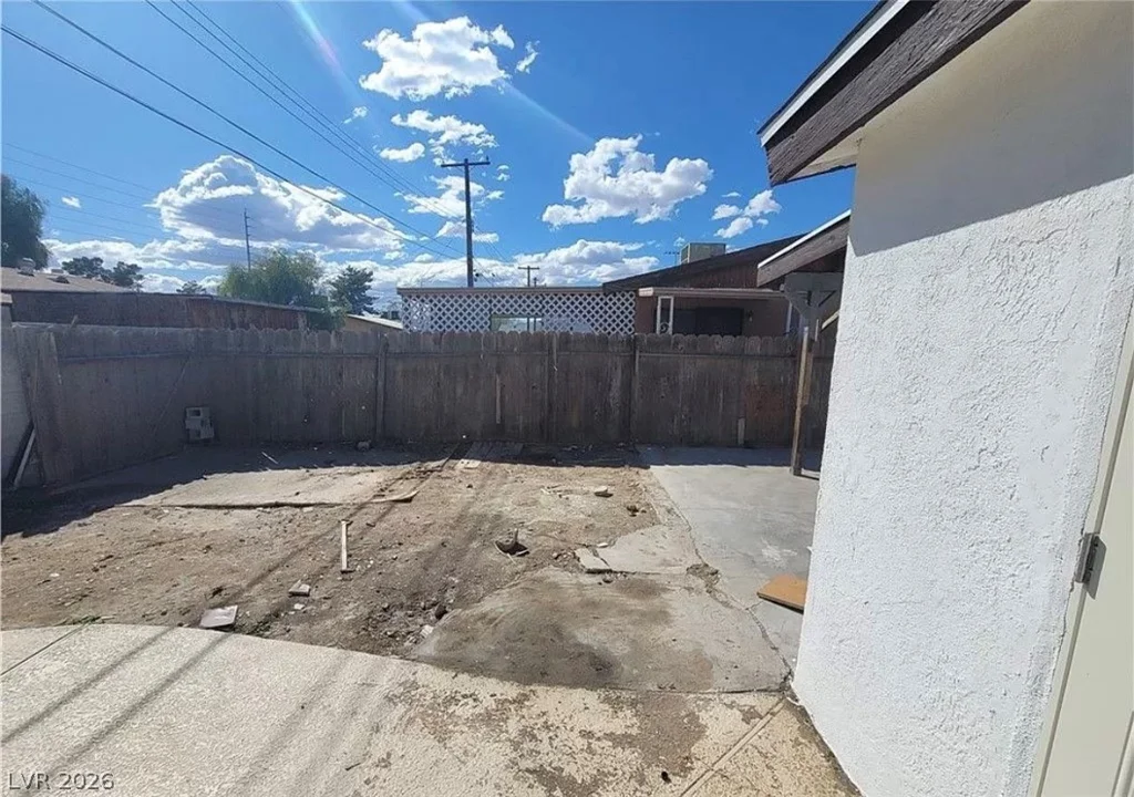 3749 Ponderosa, Las Vegas, NV 89115