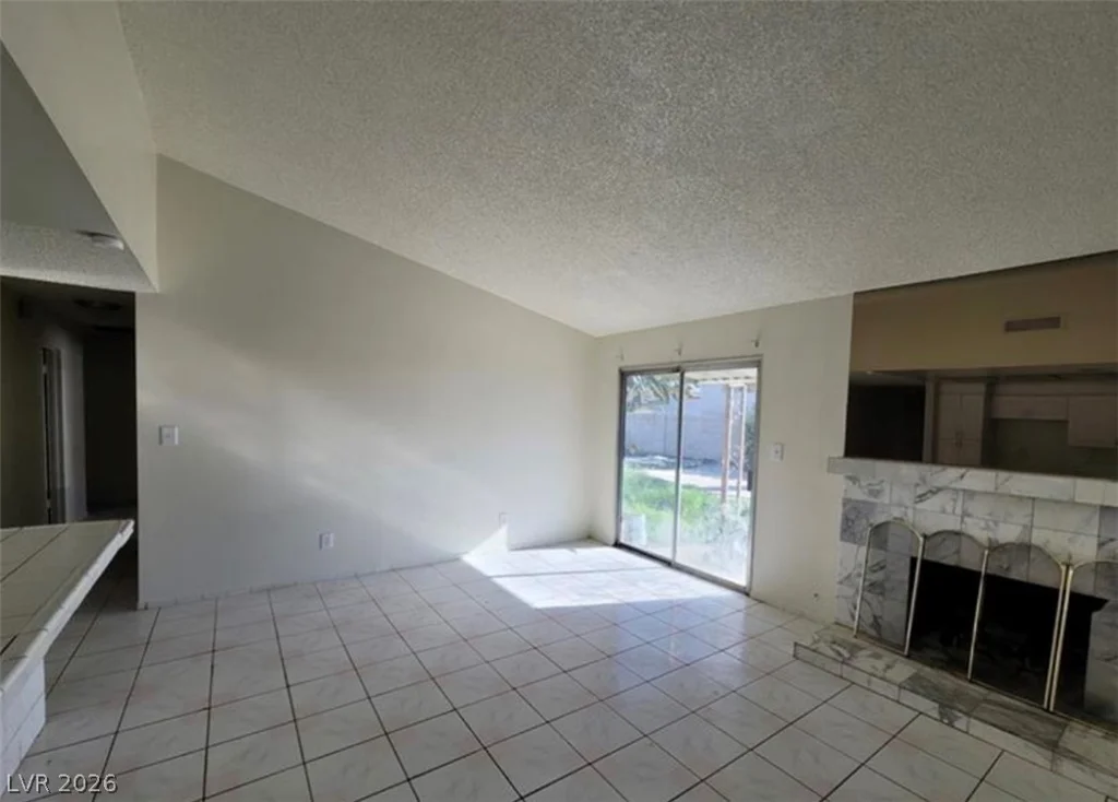 1673 Caliente, Las Vegas, NV 89119