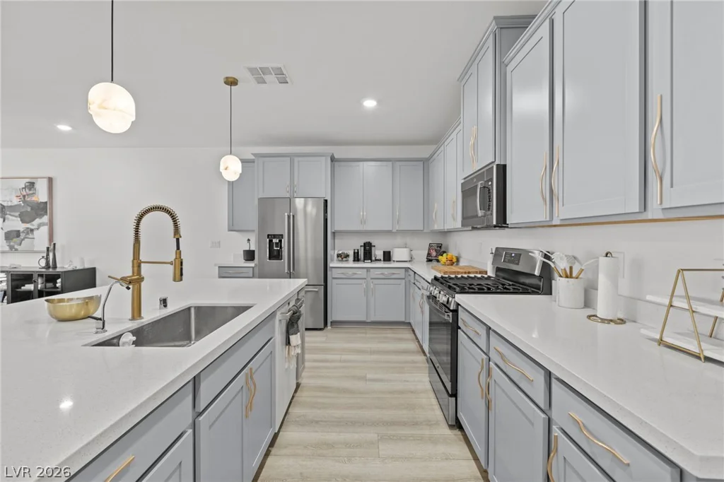 9935 Joshua Foothills, Las Vegas, NV 89178