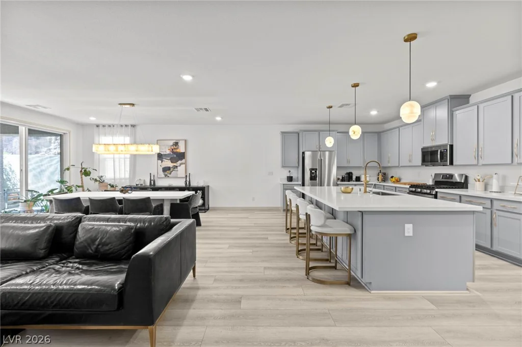 9935 Joshua Foothills, Las Vegas, NV 89178