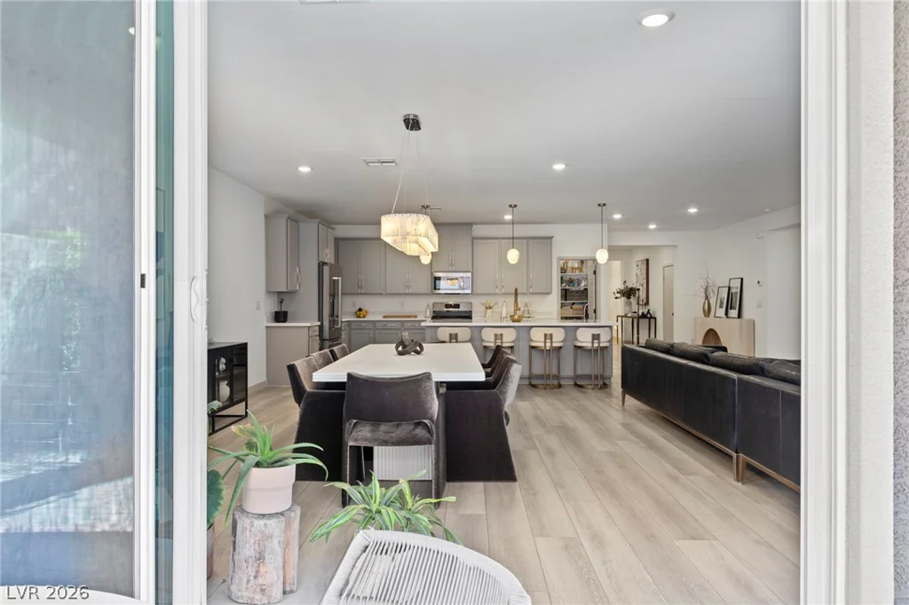 9935 Joshua Foothills, Las Vegas, NV 89178