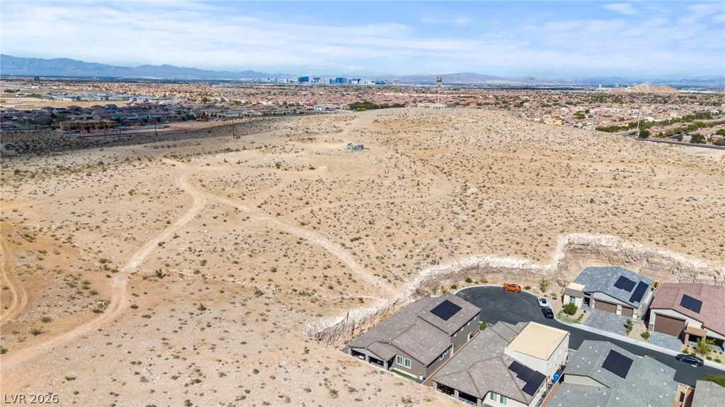 9935 Joshua Foothills, Las Vegas, NV 89178