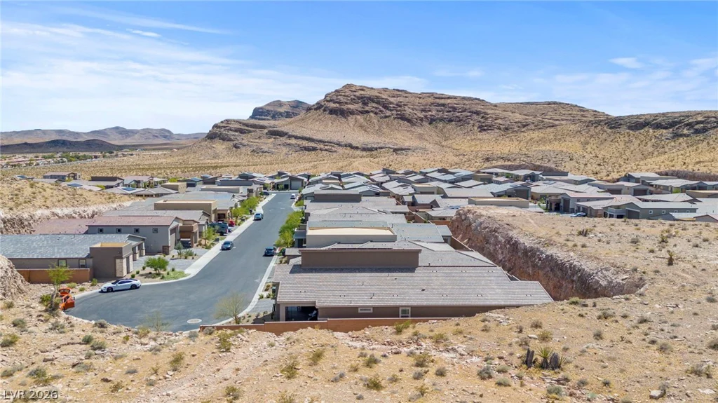 9935 Joshua Foothills, Las Vegas, NV 89178