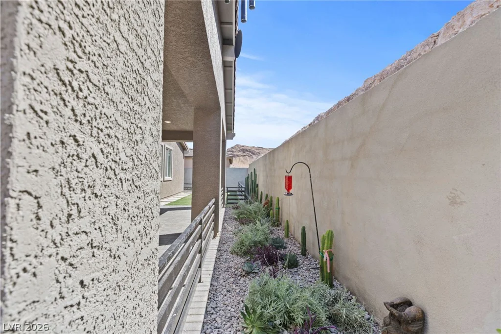 9935 Joshua Foothills, Las Vegas, NV 89178