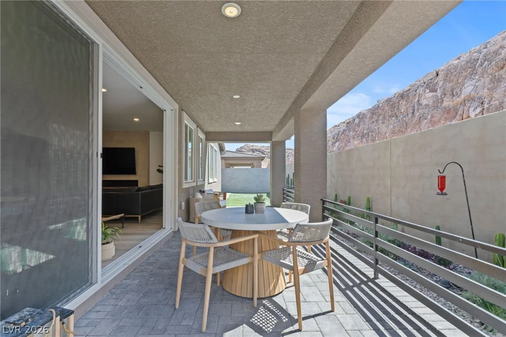 9935 Joshua Foothills, Las Vegas, NV 89178