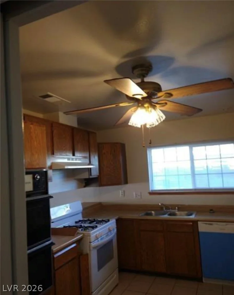 212 Bradshaw, Las Vegas, NV 89145