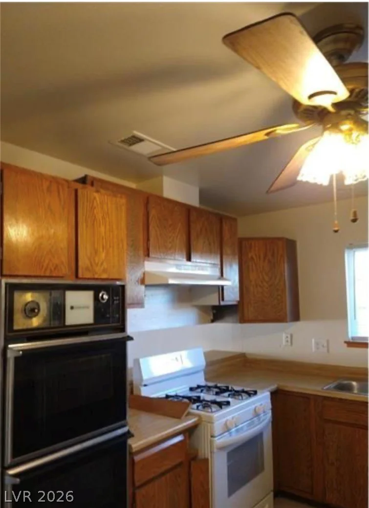 212 Bradshaw, Las Vegas, NV 89145