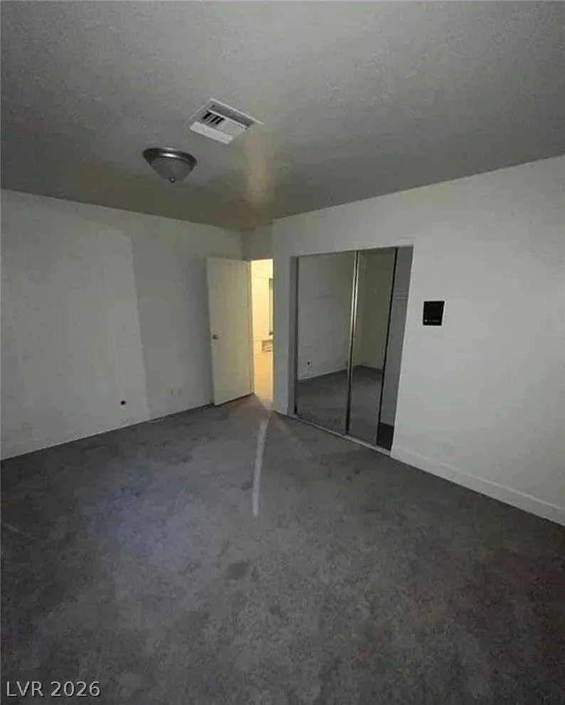 7664 Angel Crest, Las Vegas, NV 89117