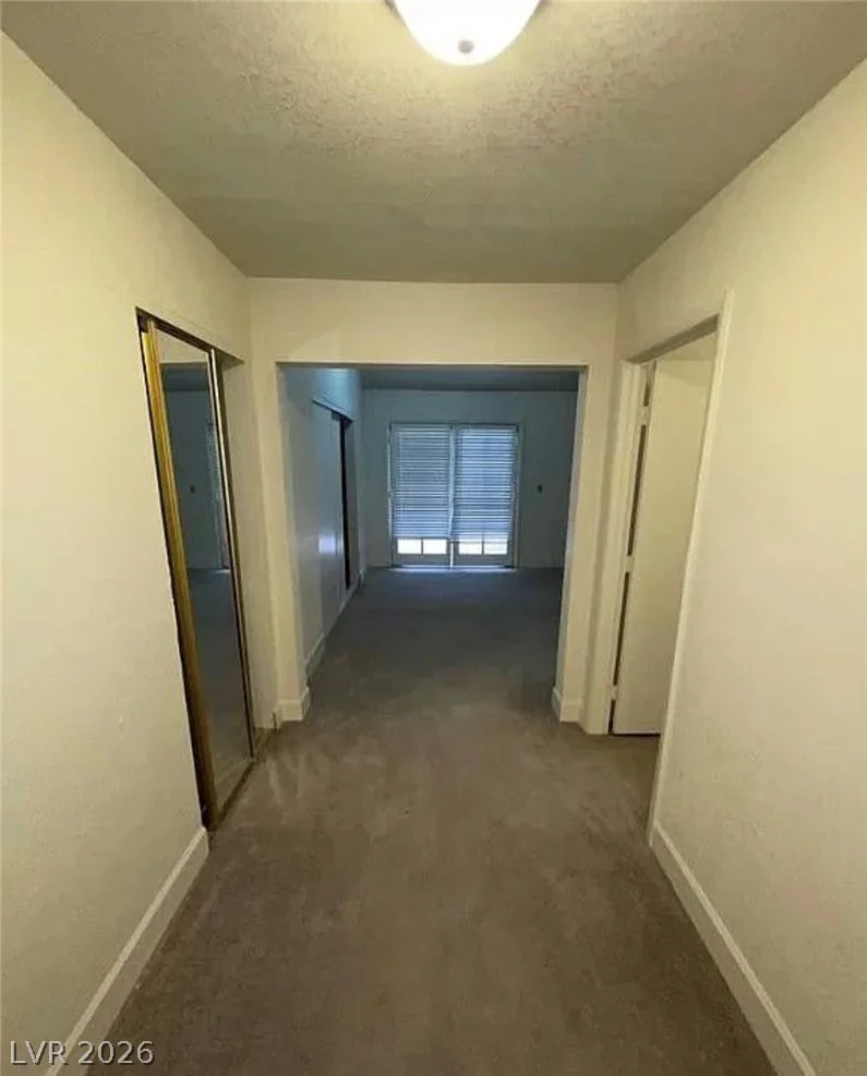 7664 Angel Crest, Las Vegas, NV 89117