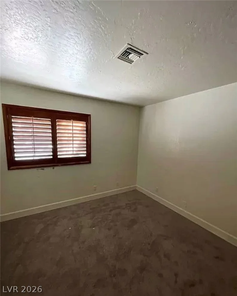 7664 Angel Crest, Las Vegas, NV 89117