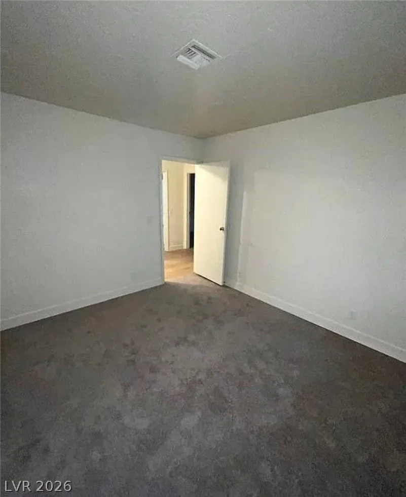 7664 Angel Crest, Las Vegas, NV 89117