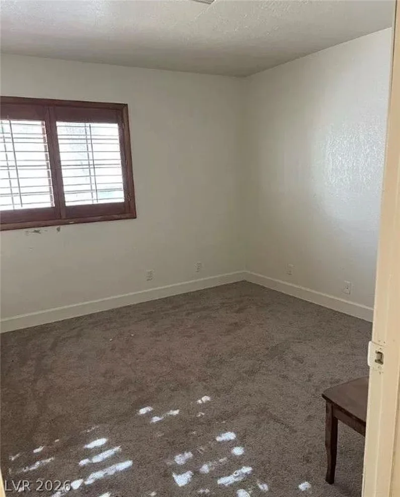 7664 Angel Crest, Las Vegas, NV 89117