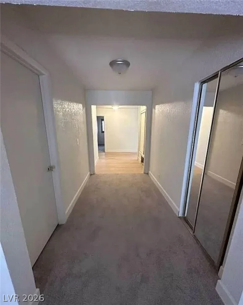 7664 Angel Crest, Las Vegas, NV 89117