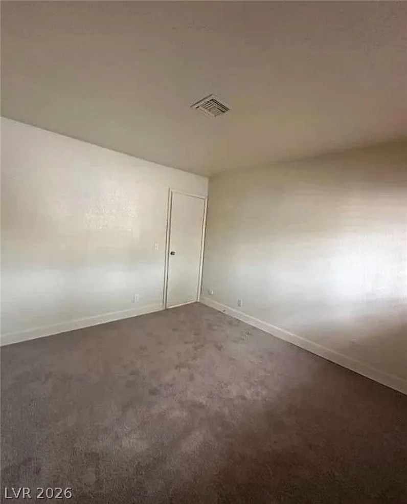 7664 Angel Crest, Las Vegas, NV 89117