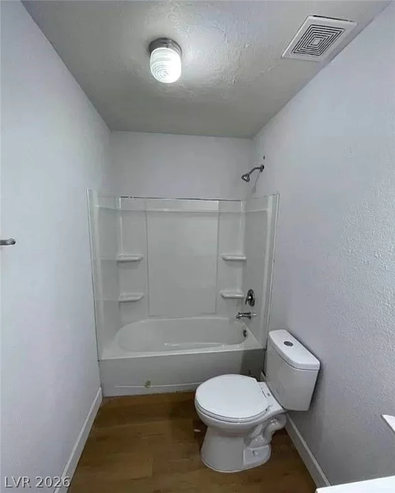 7664 Angel Crest, Las Vegas, NV 89117